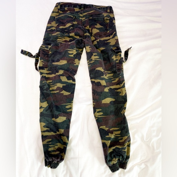 VIP cargo pants - Picture 2 of 3